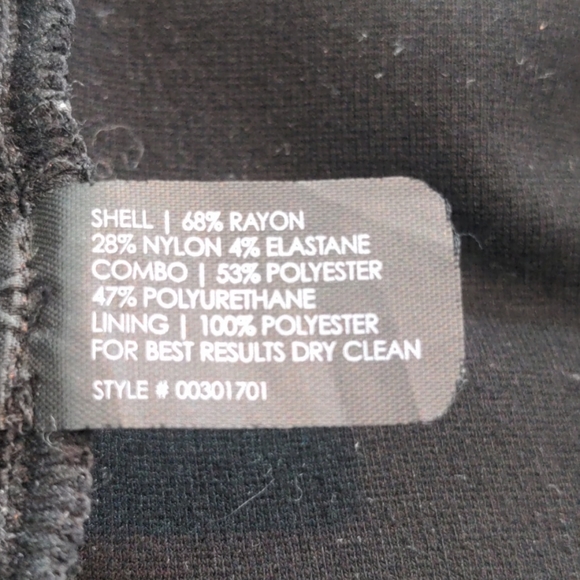 Club Monaco skirt - Picture 5 of 5